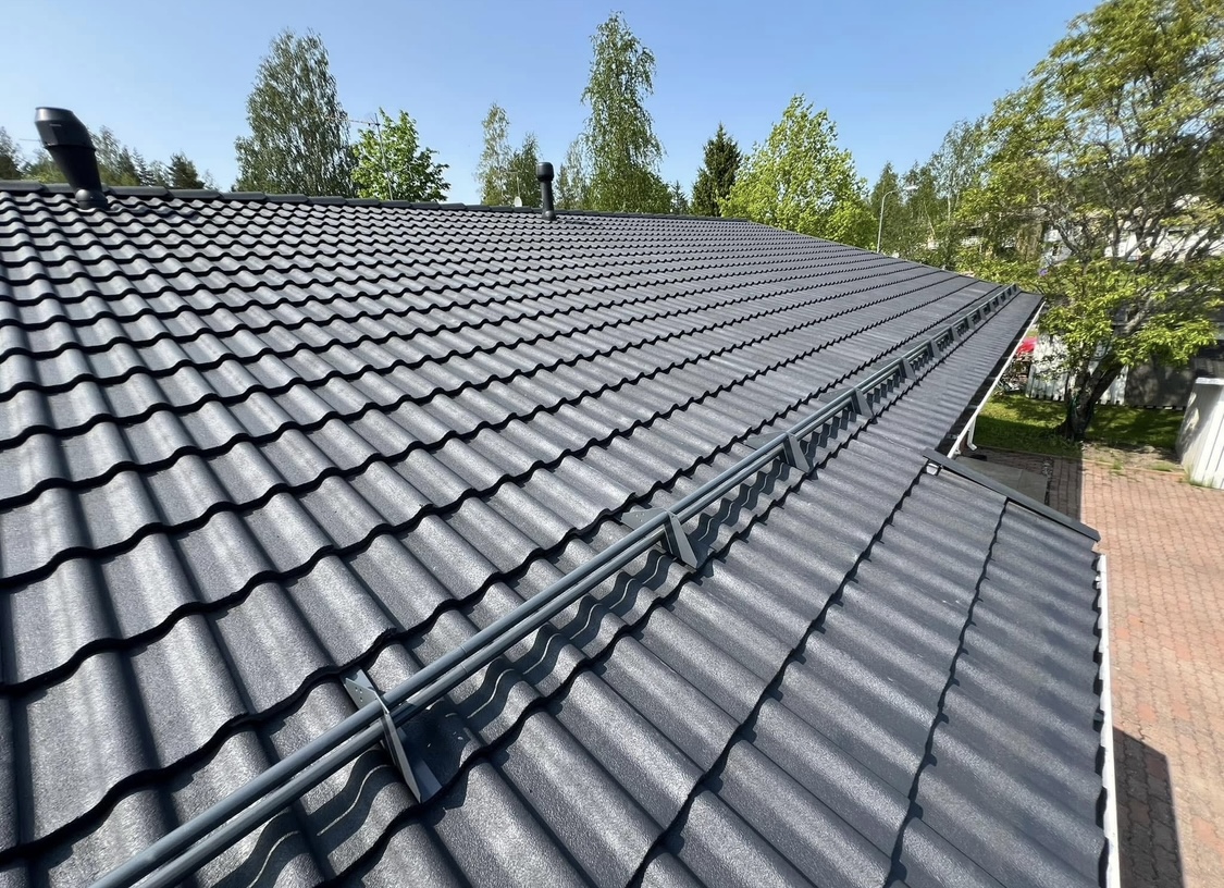 Tiilikatto pinnoitus